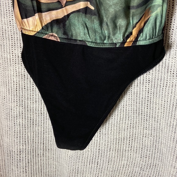 Show Me Your MuMu bodysuit size small - Picture 3 of 7